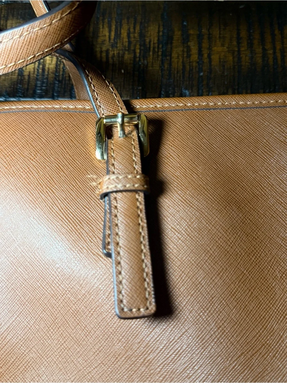 Michael Kors sleek saffiano